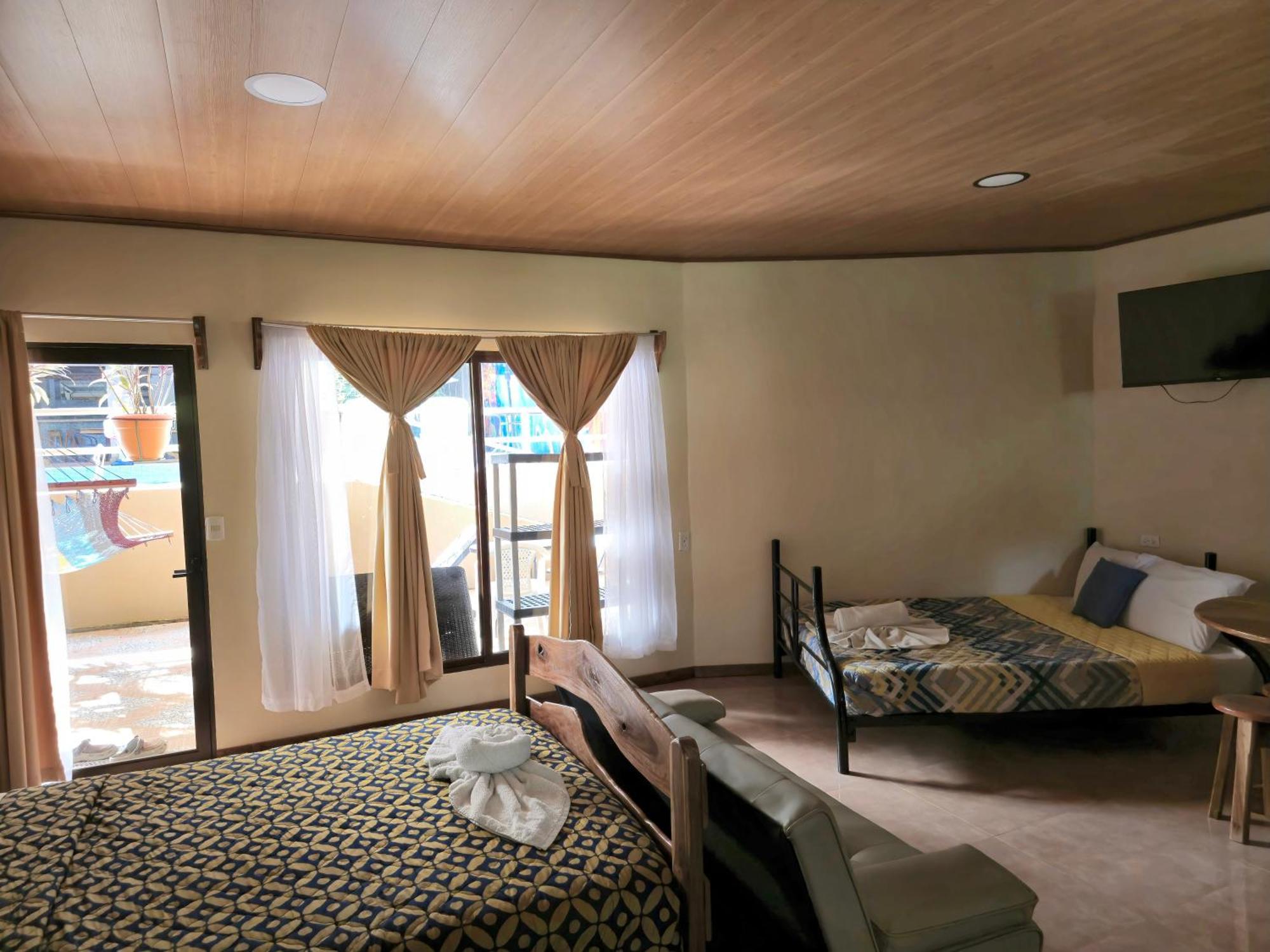 Cool Waters Jungle Villas Увіта Екстер'єр фото