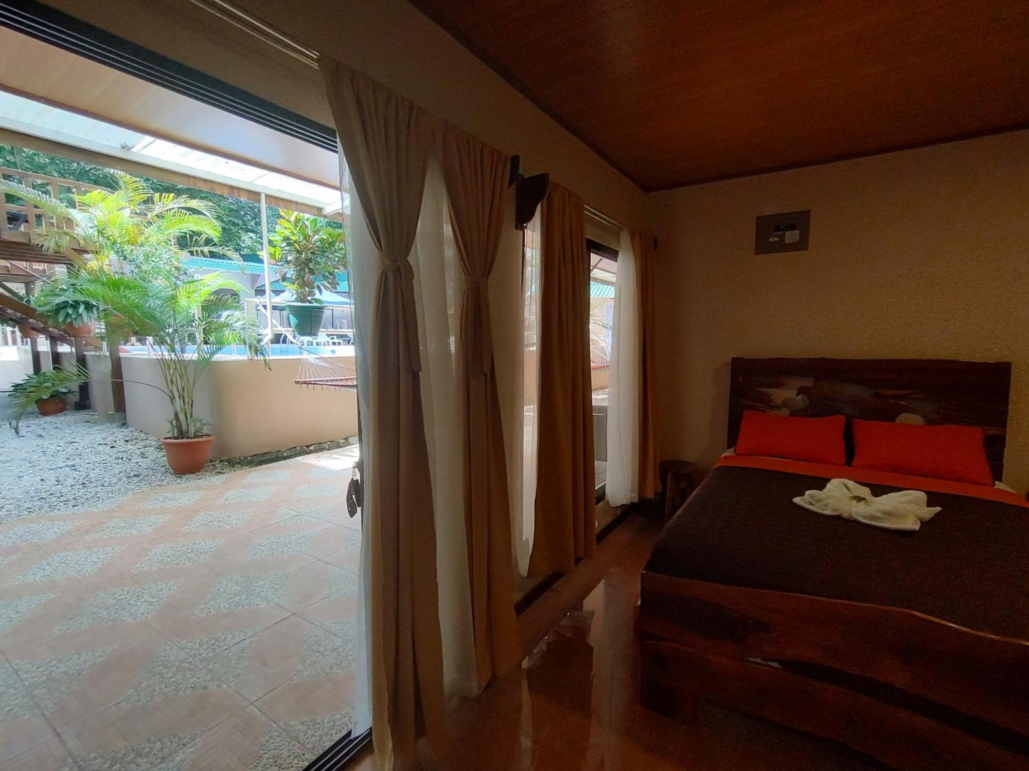 Cool Waters Jungle Villas Увіта Екстер'єр фото